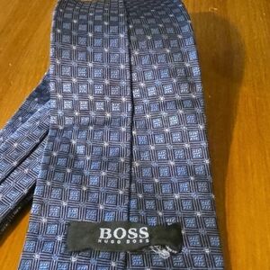 Hugo Boss Geometric Blue Men's Tie